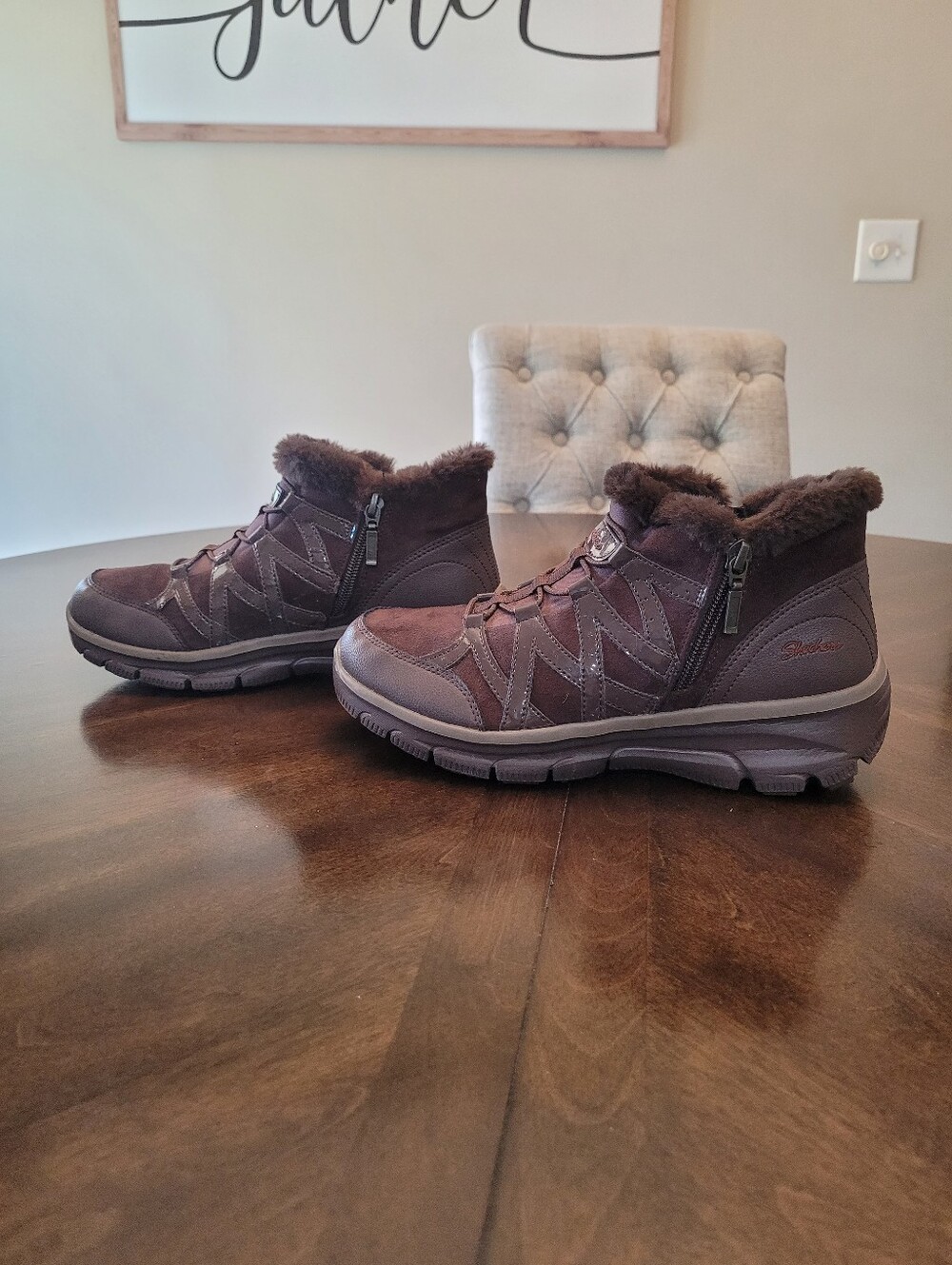 Skechers relax fit easygoing Women's Dark Brown Faux-Fur Ankle Winter Boots